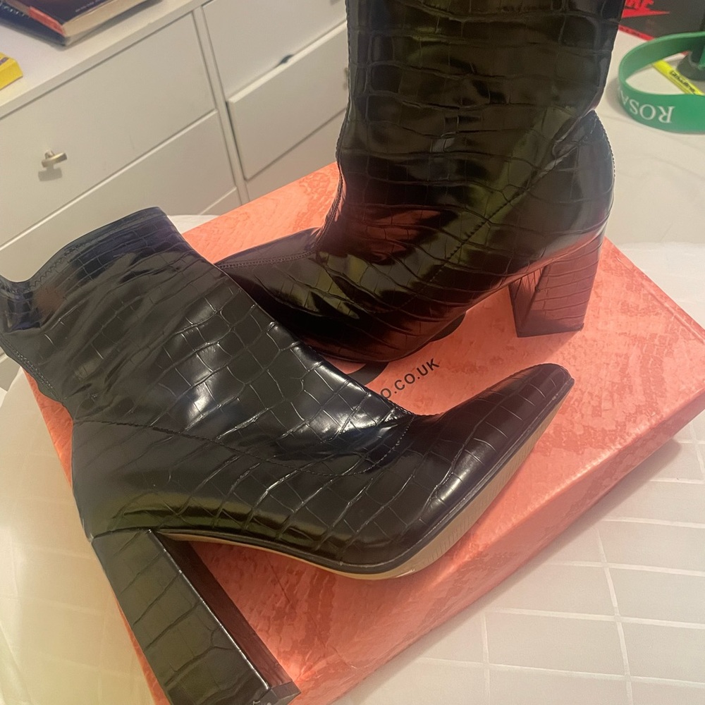 Chesta Block Heel Ankle Boot